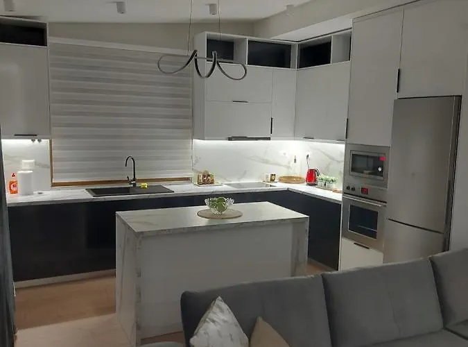 Sea View Apartament *